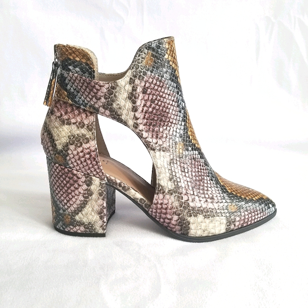 Snake Print Ankle Booties 3" Heel Size 7.5